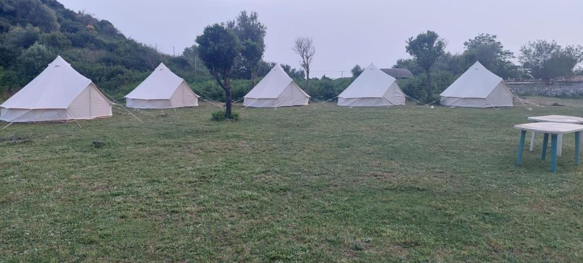 Riverside Bunec Camping Piqeras Εξωτερικό φωτογραφία