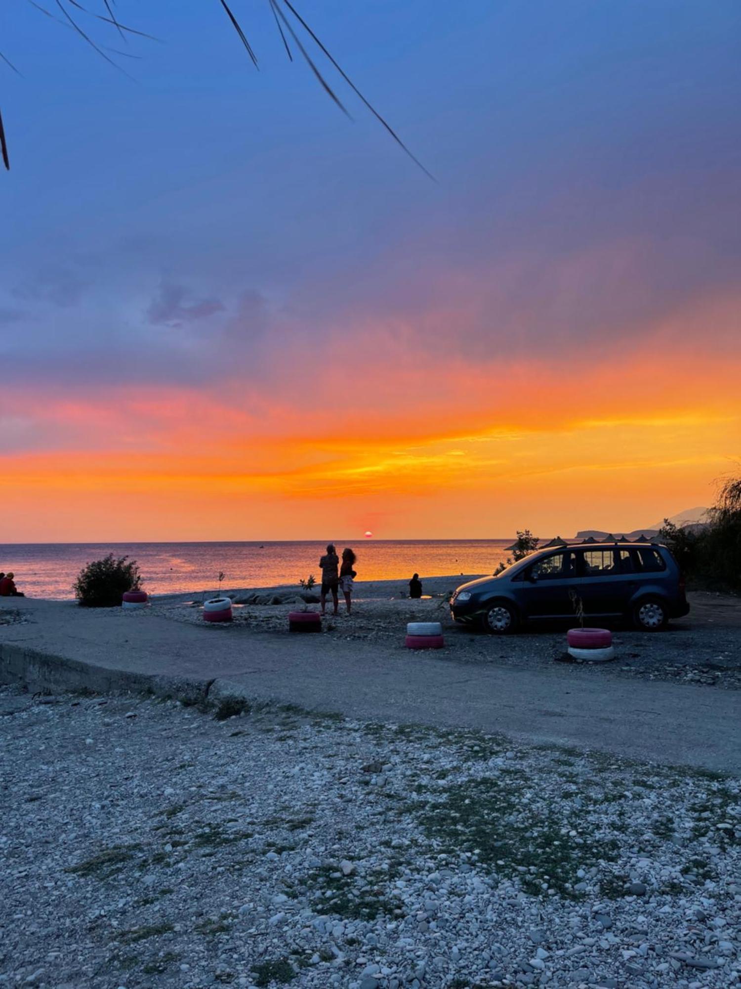 Riverside Bunec Camping Piqeras Εξωτερικό φωτογραφία