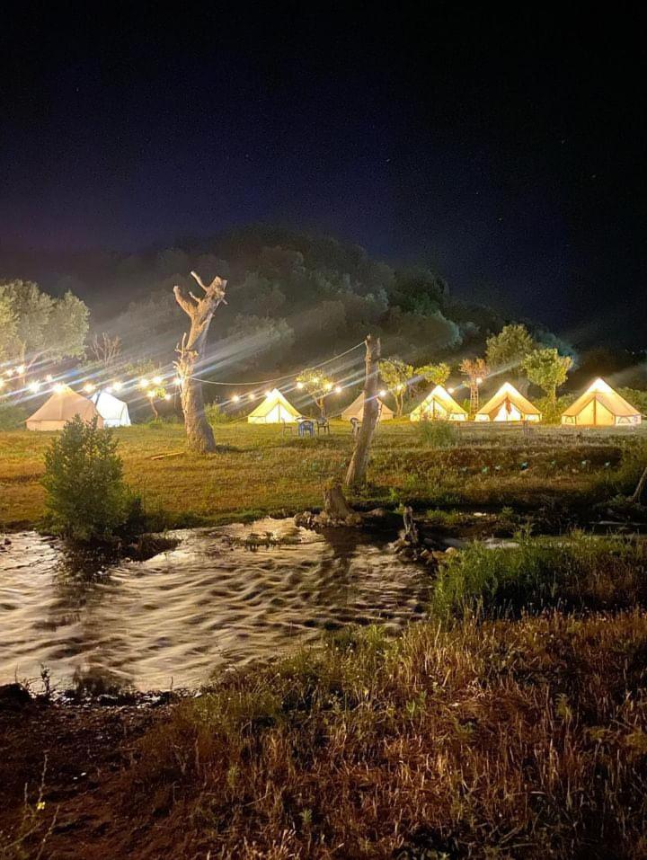 Riverside Bunec Camping Piqeras Εξωτερικό φωτογραφία